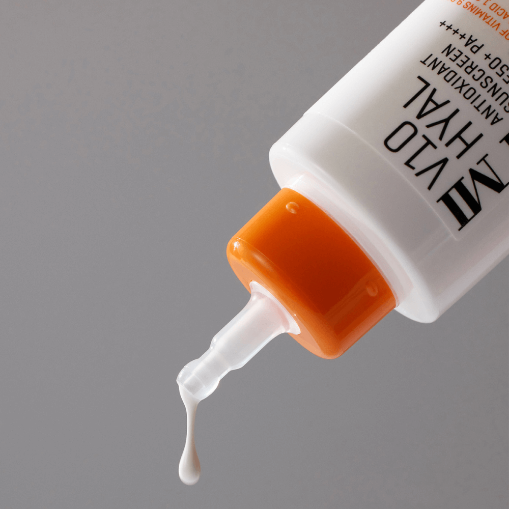 Солнцезащитный санскрин с антиоксидантами Some By Mi V10 Hyal Antioxidant Sunscreen SPF50+ PA++++