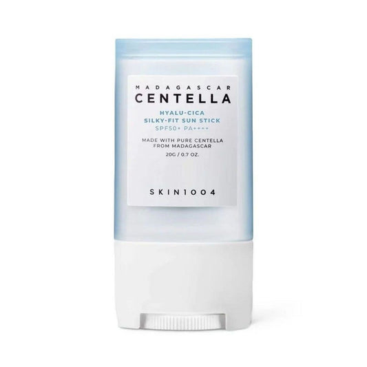 Солнцезащитный стик с шёлковым финишем SKIN1004 Hyalu-Cica Silky-Fit Sun Stick SPF50+ PA++++