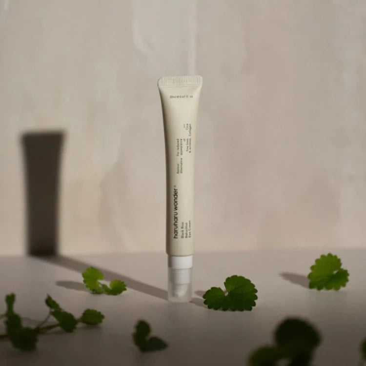 Крем для глаз против морщин с осветляющим эффектом HaruHaru WONDER Black Rice Bakuchiol Eye Cream 20 мл