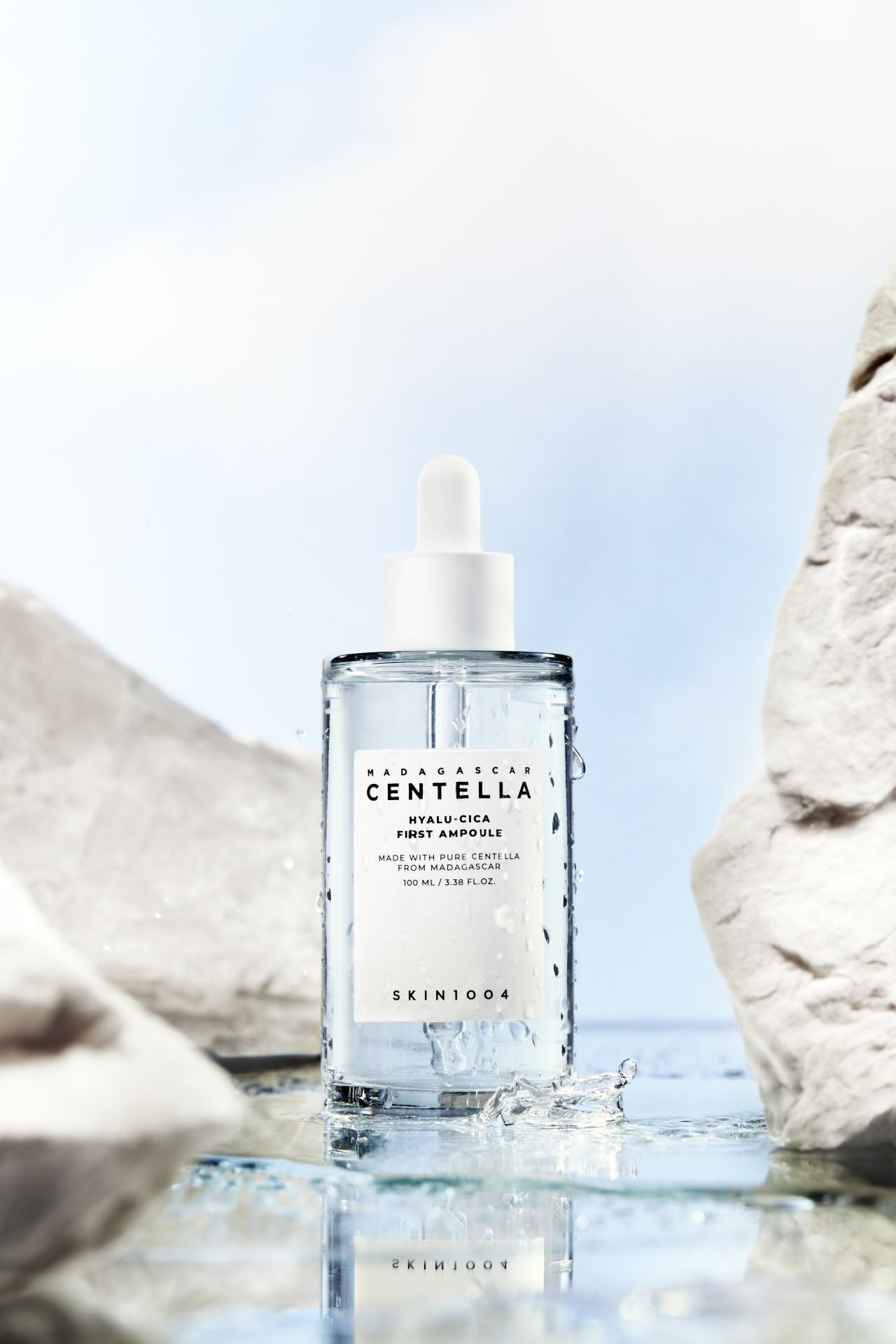 Увлажняющая стартер-ампула с центеллой SKIN1004 Madagascar Centella Hyalu-Cica First Ampoule 100 мл