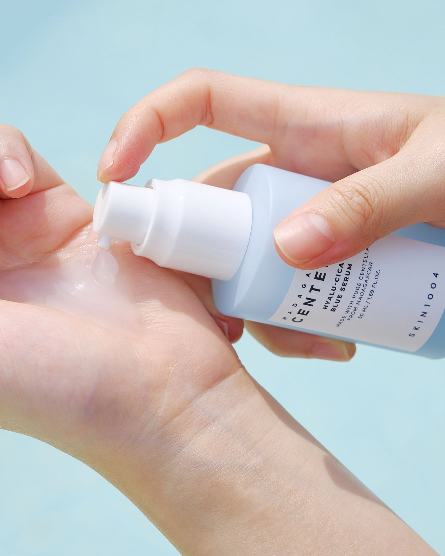 Увлажняющая сыворотка с центеллой SKIN1004 Madagascar Centella Hyalu-Cica Blue Serum 50 мл