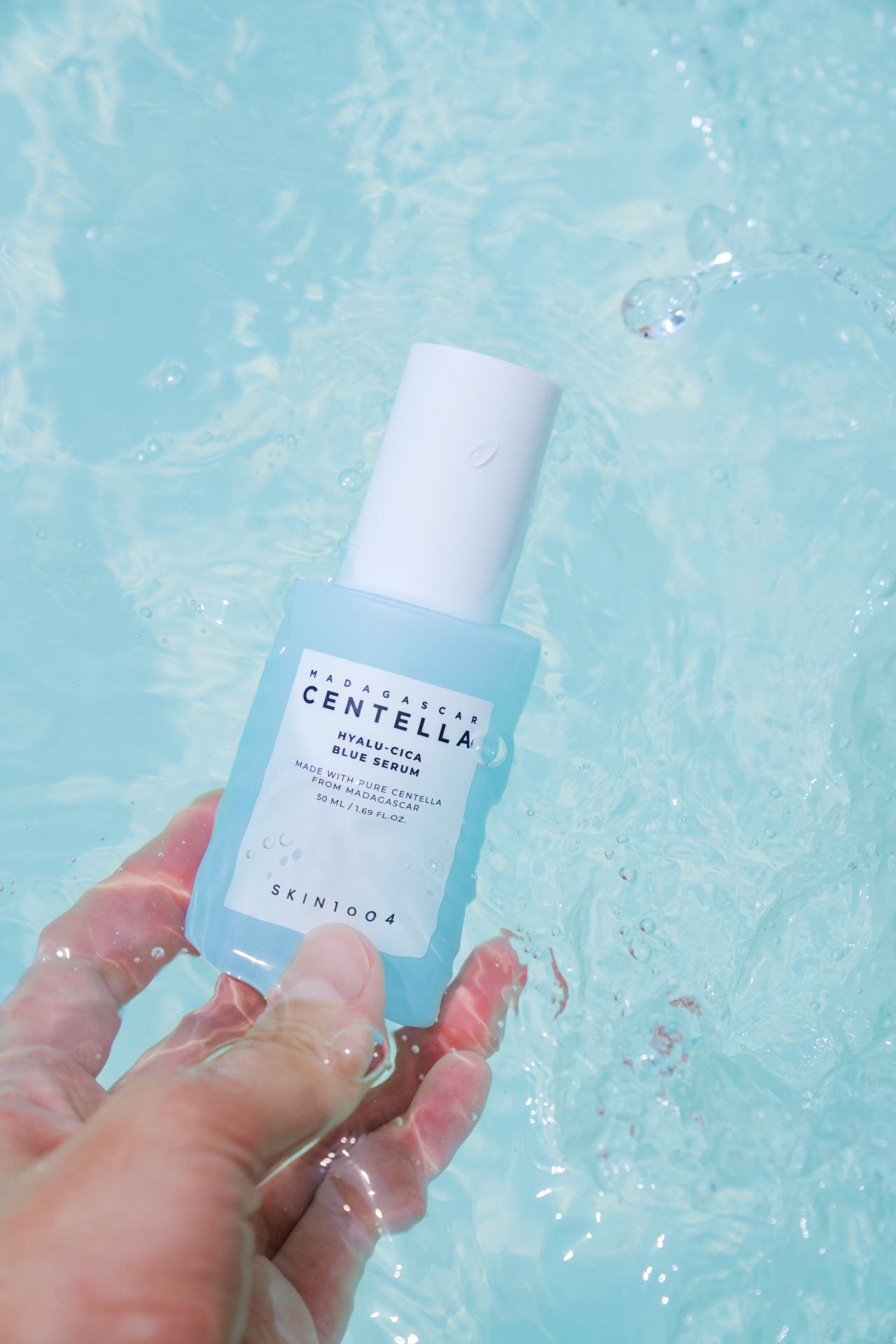 Увлажняющая сыворотка с центеллой SKIN1004 Madagascar Centella Hyalu-Cica Blue Serum 50 мл