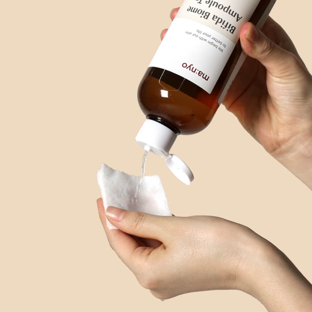 Ампульный укрепляющий тонер с бифидобактериями Manyo Bifida Biome Ampoule Toner 300 мл