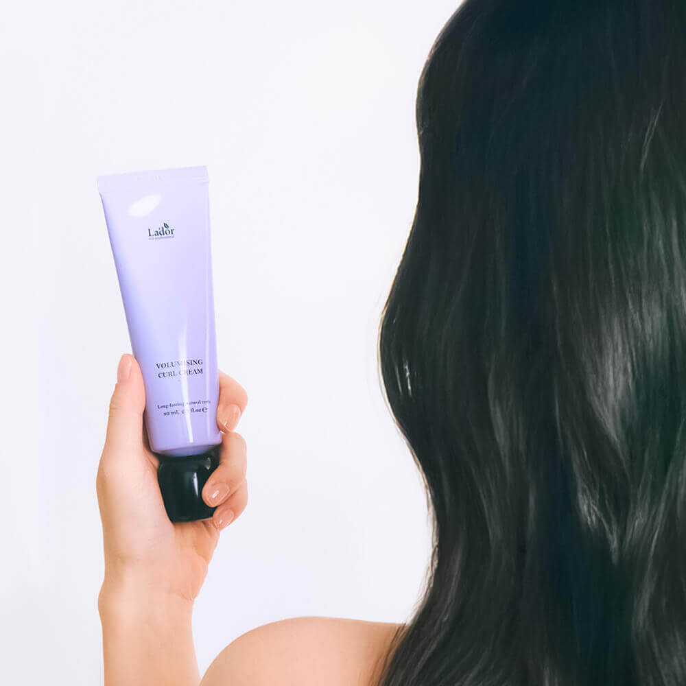 Lador Увлажняющая крем-эссенция для создания объема и локонов Volumising, 80 мл